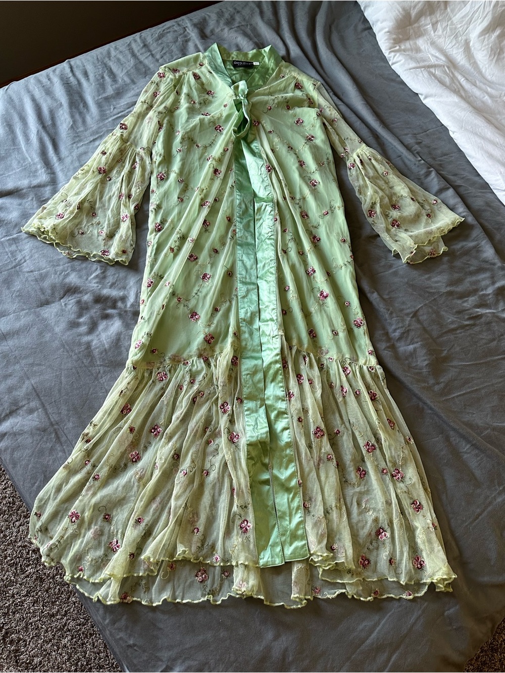 Vintage Women's Light Green Floral Sheer Kimono Robe Duster